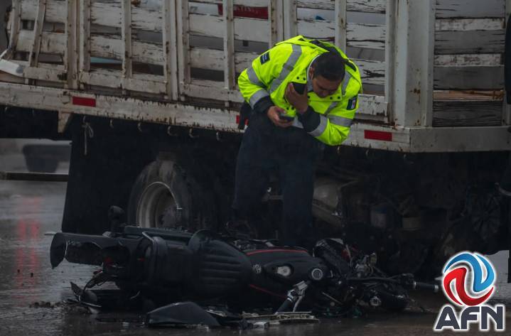 Murió conductor de moto en accidente en la carretera a Rosarito
