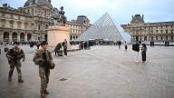 Louvre Museum heist revives Hrithik Roshan's Dhoom 2 memories, Internet reacts