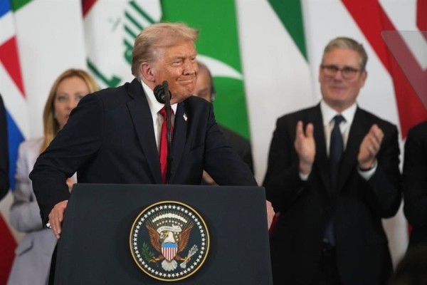 Las bromas de Trump en la cumbre de Gaza