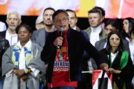 Miles marchan en Bogotá para apoyar a Petro frente a EEUU y su propuesta de constituyente