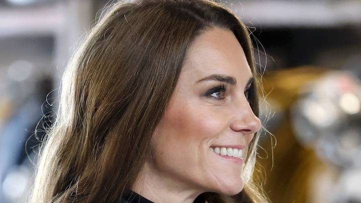 Kate Middleton reinvents fit-and-flare Christmas dress – and looks incredible