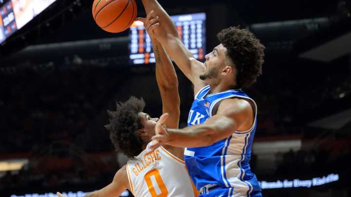 Duke basketball takes down Tennessee on the road: Recap…