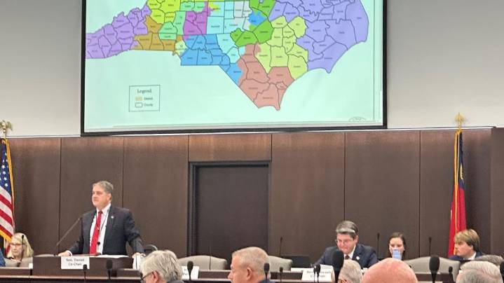 NC lawmakers advance plan to redraw congressional districts | Critics call it 'partisan and racist'