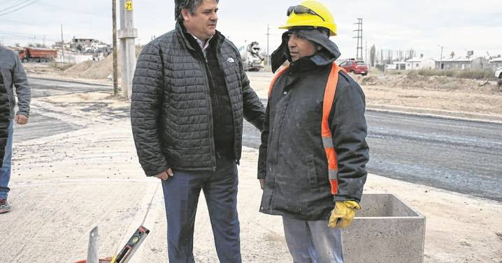 Esto en en off, la política nacional y regional en los pasillos