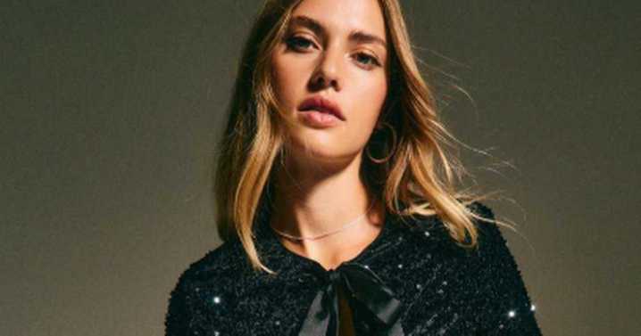 Fashion lovers hail popular New Look bow cardigan ‘perfect for festive season’