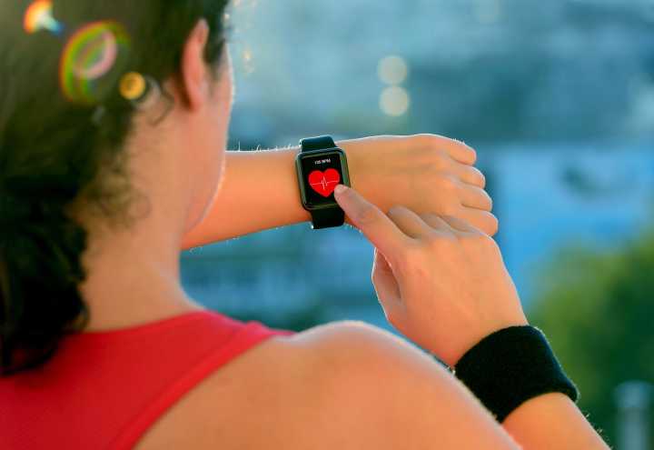 Women reach heart health goals with less exercise than men, new study suggests