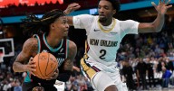 Morant scores 35 points, Memphis uses a third-quarter rally to beat New Orleans 128