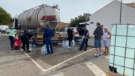 Los ayuntamientos purgan los depósitos y mejora la calidad del agua