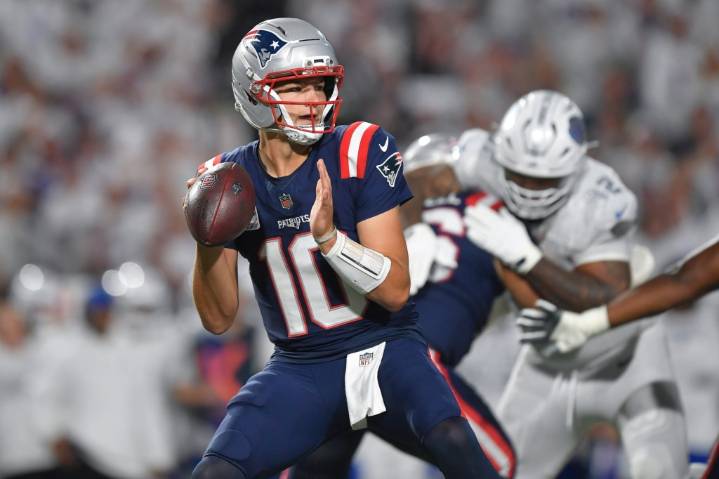 NFL DFS Week 6 Optimal Lineup: Drake Maye's ascension continues vs. Saints