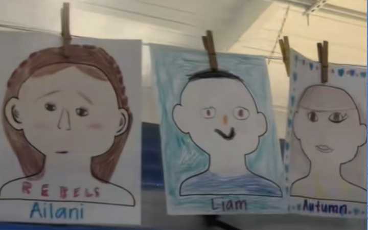 Boy Draws Self Portrait, Mom Asks If She Should Be ‘Concerned’ By Results %%page%% %%sep%% %%sitename%% Boy draws self portrait, mom asks if she should be "concerned" by results