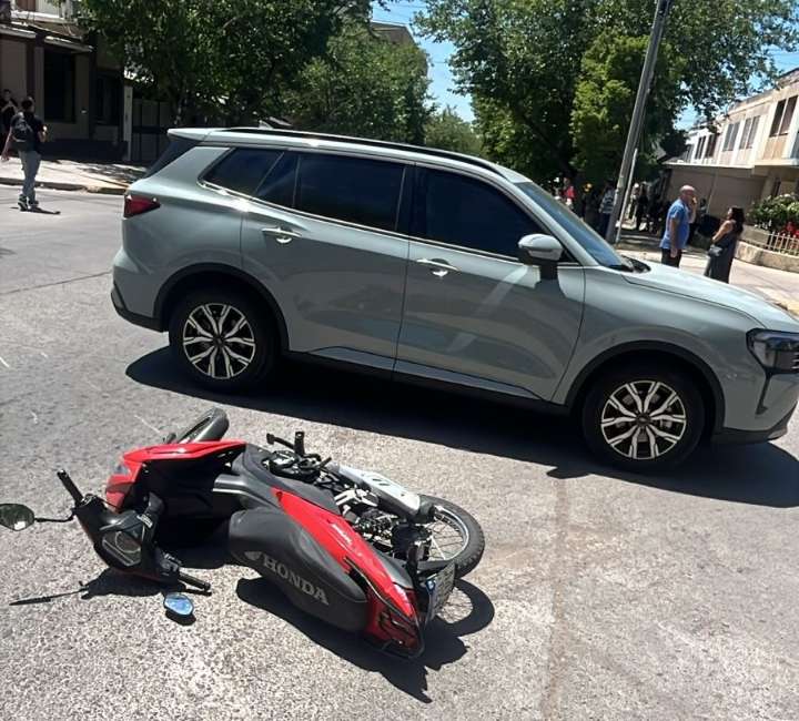 Murió una mujer por un choque en Godoy Cruz