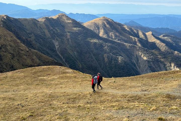 Un trekking de cuatro días en el corazón jujeño para acariciar las nubes