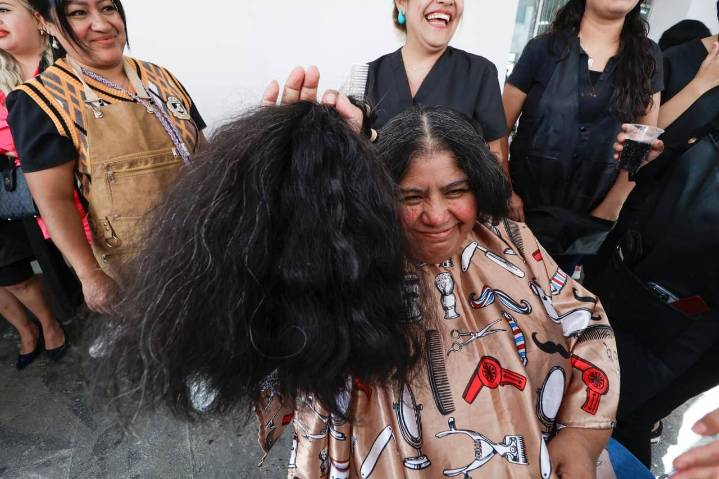 Donación de cabello ejemplar en Nezahualcóyotl para apoyar emocionalmente a mujeres con cáncer de mama