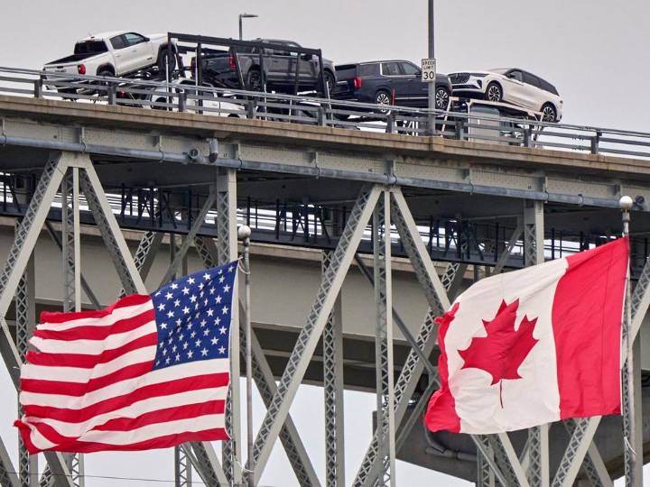 Canadian economy falling into recession thanks to Trump tariffs, Crown corporation forecasts