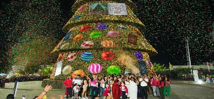 Alcaldesa del municipio Simón Bolívar dio inicio a la Navidad