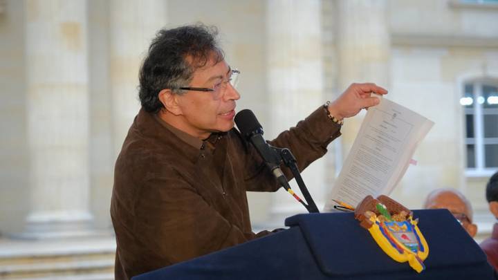 Petro culpó al Partido Conservador de cometer genocidios en Colombia y la colectividad reaccionó con un fuerte mensaje