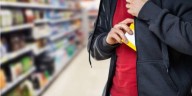 Robos internos aumentan en los supermercados 