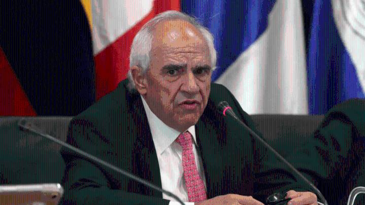 El expresidente de Colombia Ernesto Samper califica ataques de EEUU. en el Caribe de «ilegales, cobardes e inhumanos»