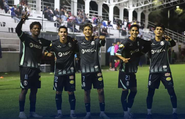 Bautizo goleador