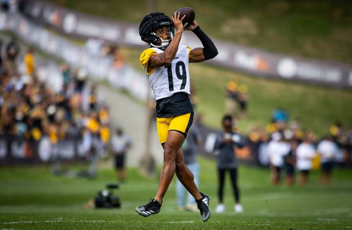 Pittsburgh Steelers get massive injury update on speedy wide receiver