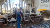 Bloquea tren más de 8 horas paso al barrio de San Miguel y otras colonias tras presunto vandalismo