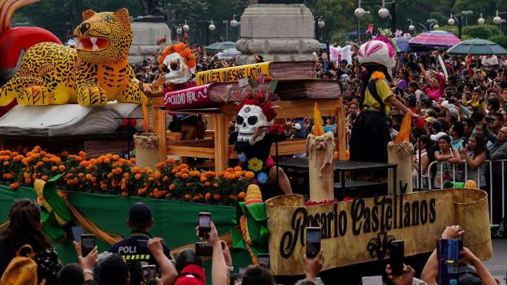 Calles y Estaciones del Metro CDMX Cerradas por Desfile de Día de Muertos 2025: Alternativas