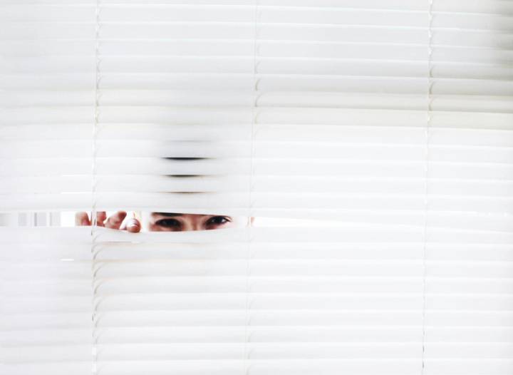 What to Do When You Get Paranoid While High?