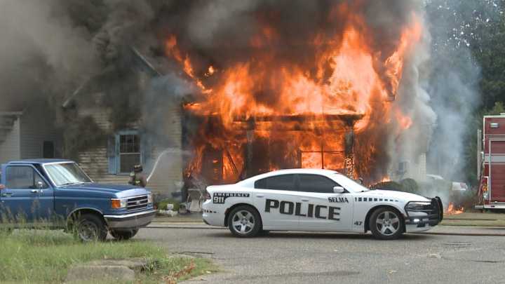 Selma man rescued from burning home by neighbors