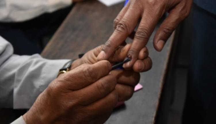 IANS-Matrize Survey: NDA Likely To Race Ahead Of INDIA Bloc In Bihar, Vote Share Seen Nearing 50 Pc