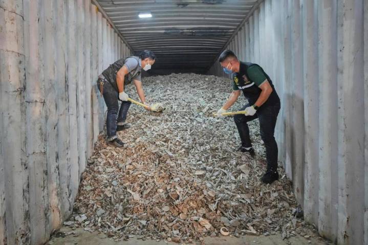 Watchdog report says American e-waste is causing a ‘hidden tsunami’ in Southeast Asia