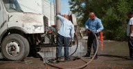 Gobierno de Matamoros refuerza trabajos de desazolve en la Avenida Uniones