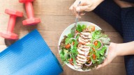 ¿Es mejor comer antes o después de hacer actividad física?