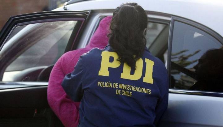 ¿Está involucrada a desaparición de Krishna Aguilera?: PDI aclara detención de mujer tras allanamiento