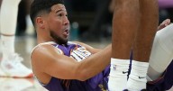 Devin Booker scores 31 points, Suns overcome a 20-point deficit to beat Kings 120