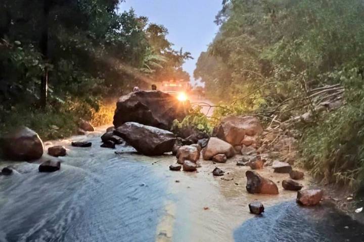 Graves afectaciones: más de 100 derrumbes y deslaves en Hidalgo por lluvias causadas por el huracán Priscila