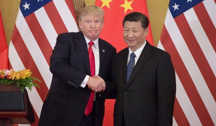 Trump, Xi hold high-stakes summit in South Korea amid escalating trade war