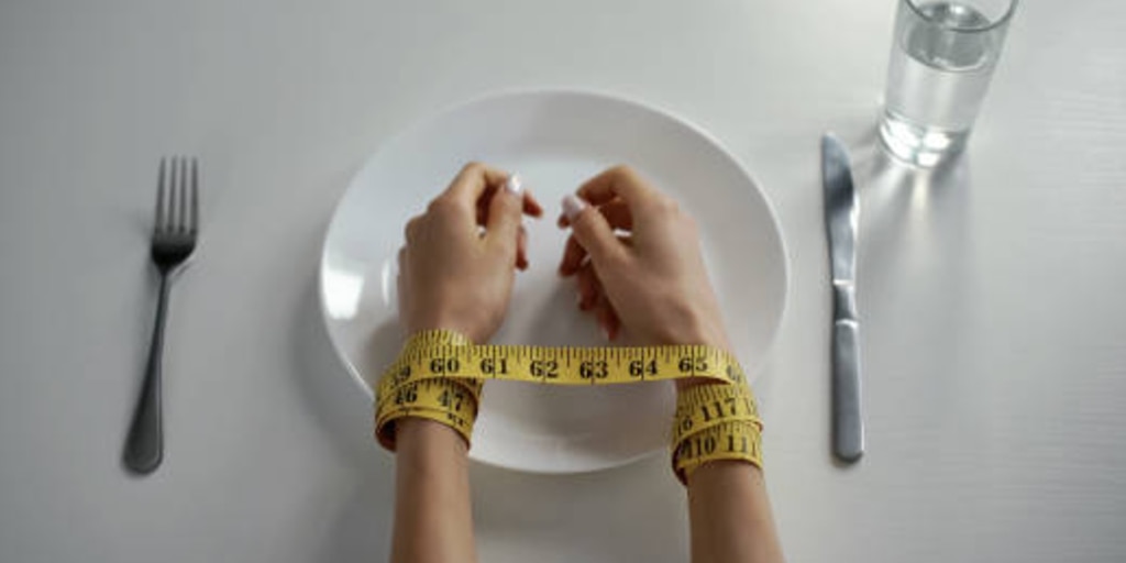 Congreso CDMX exhorta a reforzar campañas sobre trastornos alimenticios