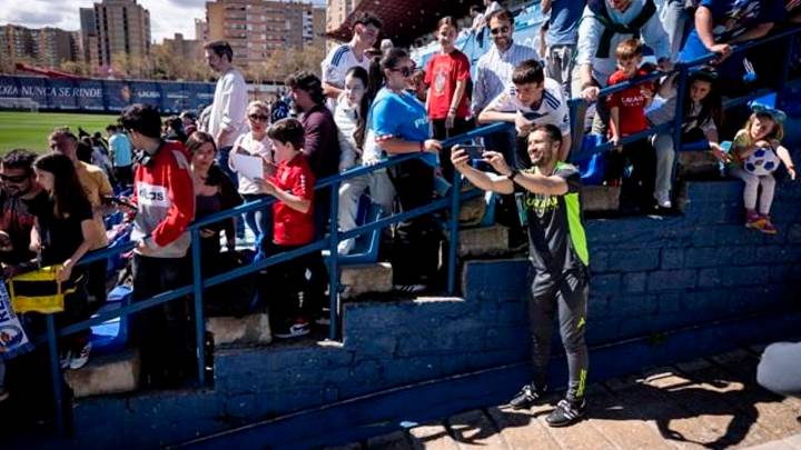El Real Zaragoza abre el entrenamiento del sábado a la afición