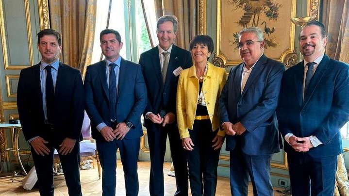 Francia y el Banco Europeo ofrecieron a San Juan un financiamiento de US$400 millones