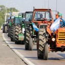 El campo vuelve a dividirse por el inédito tractorazo contra Milei
