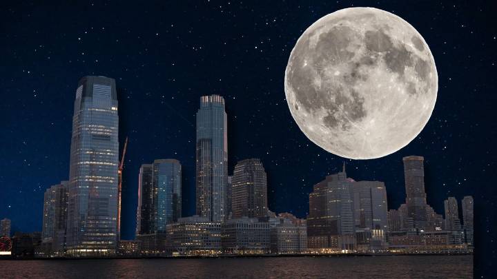 Octubre inicia con Superluna: conoce todos los detalles del satélite que este lunes se verá 14 % más grande de lo normal