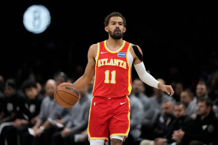 Jalen Johnson y Hawks vencen 117-112 a Nets tras lesión de rodilla de Trae Young – Chicago Tribune