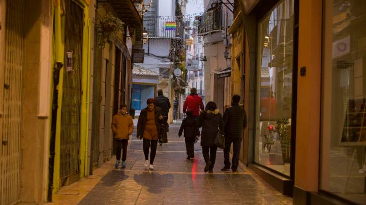Casc Antic Digne i Viu plantea a varios supermercados ubicarse en el núcleo histórico de Xàtiva