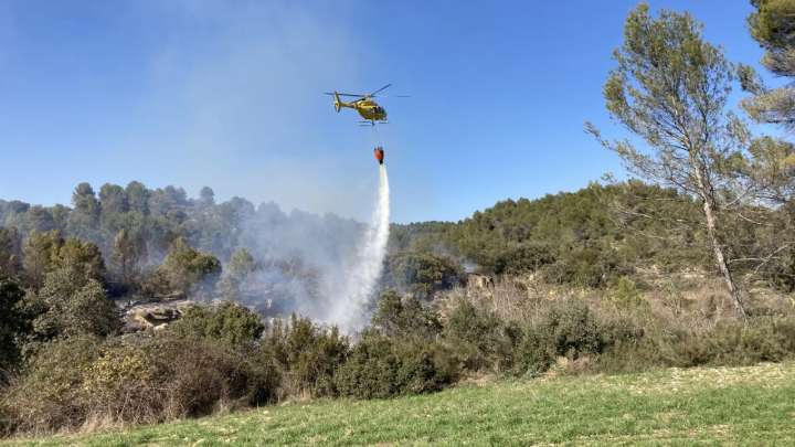 Los helicópteros de INFOAR comienzan su retirada progresiva tras el periodo de máxima activación