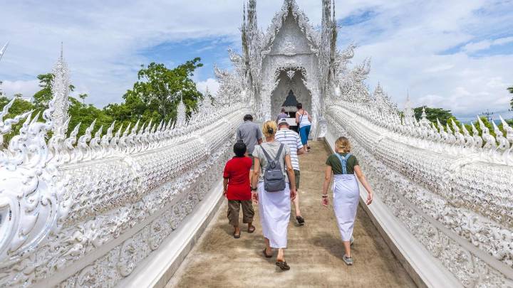 Aussie travellers heading to Thailand warned the country will mourn the death of Queen Mother Sirikit for one year