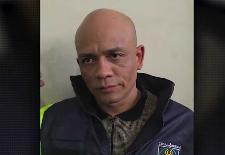 Falso sereno que asaltó joyería revela dónde adquirió uniforme: “En la cachina”