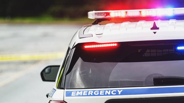 Mystery in Glendale as two bodies were found in a parked car