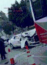 AUTOMOVILISTA SE IMPACTÓ CONTRA UN AUTOBÚS EN TLALNEPANTLA