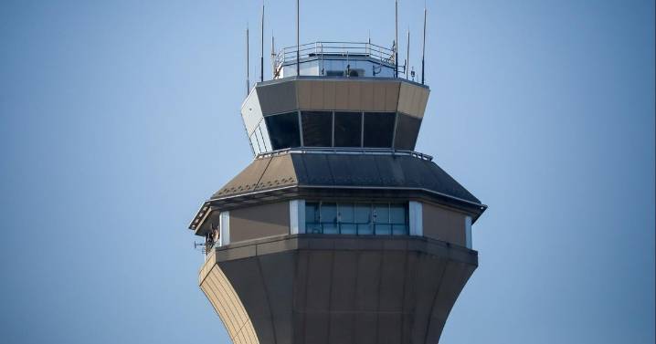 Government shutdown puts pinch on already understaffed air traffic control centers