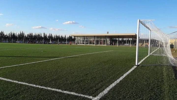 Ascenso exprés: la AFA aprobó que un club rosarino fundado por la familia Messi juegue en Primera C